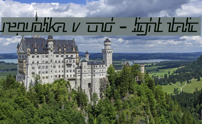 Republika V Cnd - Light Italic Polices examples