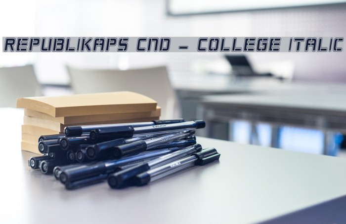 Republikaps Cnd - College Italic Font examples