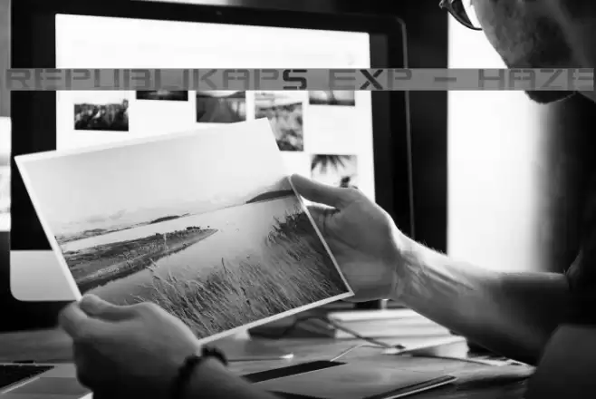 Republikaps Exp - Haze Font examples