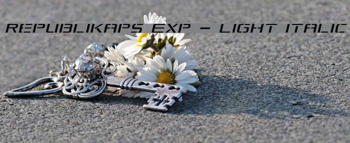 Republikaps Exp - Light Italic Font examples