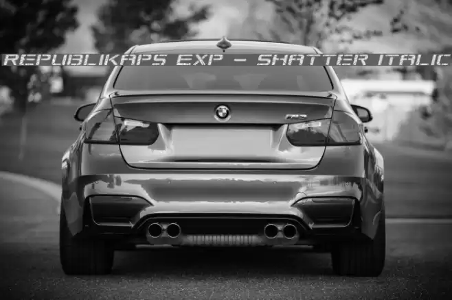 Republikaps Exp - Shatter Italic Font examples