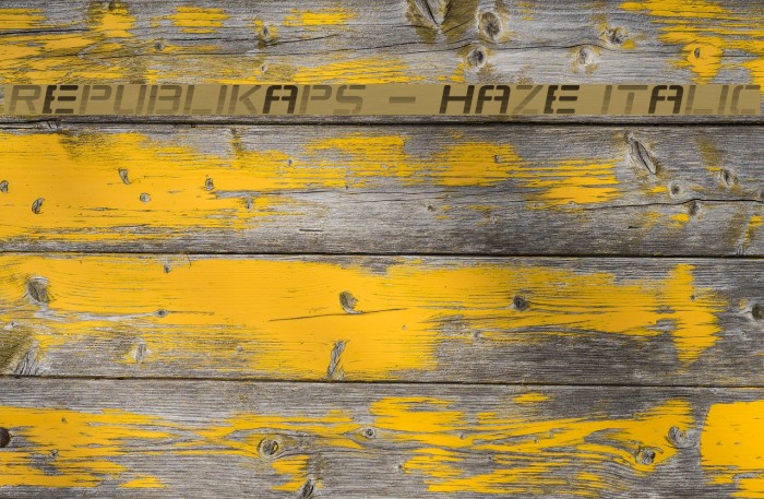 Republikaps - Haze Italic Font examples
