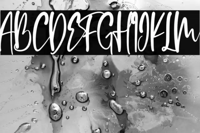 Rich and Famous Font examples