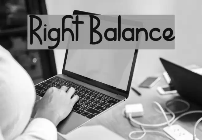 Right Balance Font examples