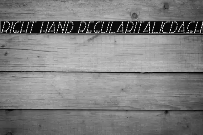 Right Hand RegularItalicDash Font examples