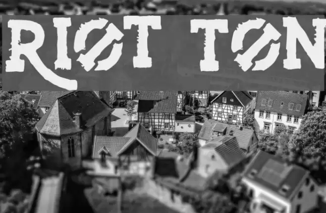 Riot Ton Font examples