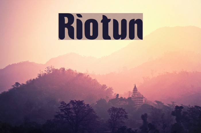 Riotun Font examples