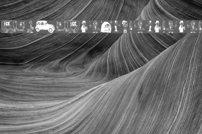 RoaringTwentieNine Font examples