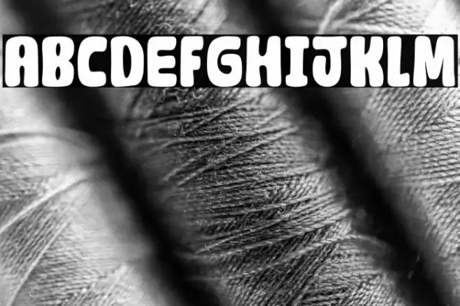 RocketRaccoonFree-Regular Caratteri examples