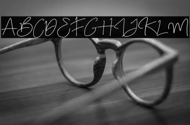 Rollanisa Regular 字体 examples