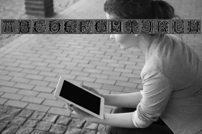 Romant Font examples