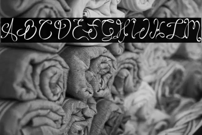 RoseHellisaDemo Font examples