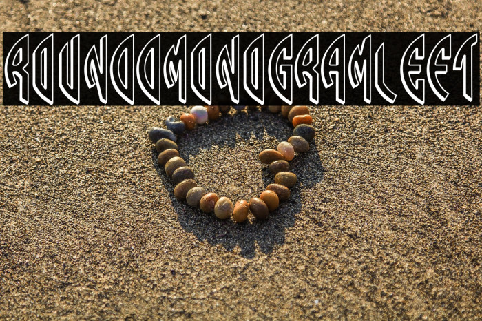 Round_3D_Monogram_Left Example 1