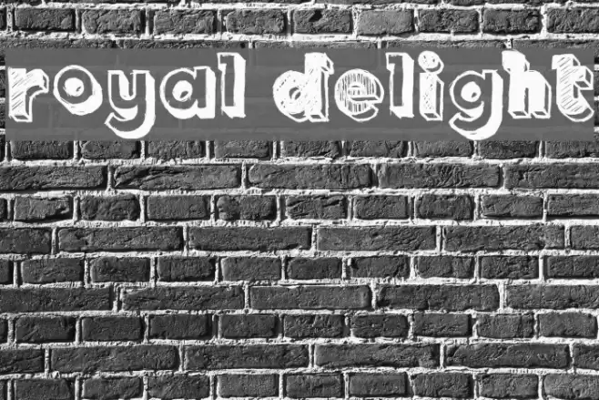 Royal Delight Font examples