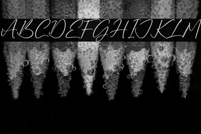 Ruliena फ़ॉन्ट examples