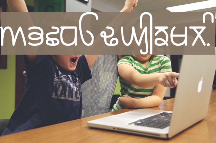 Rupe Medium Font examples