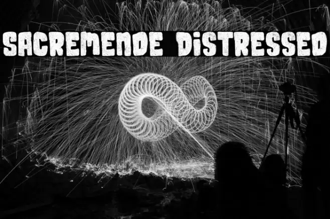 Sacremende Distressed Schriftart examples