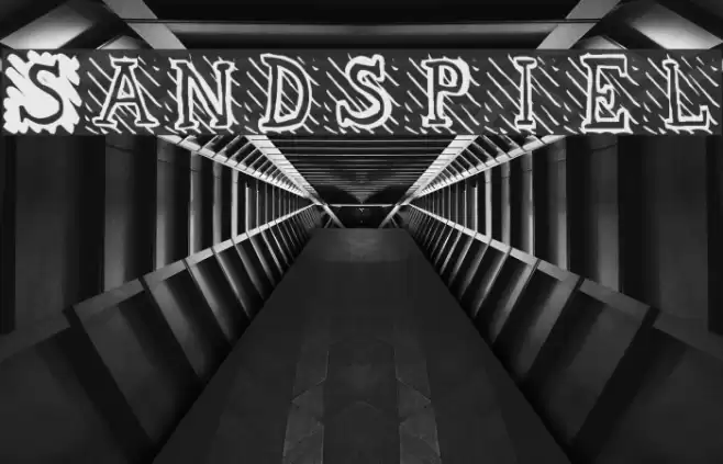 Sandspiel Polices examples