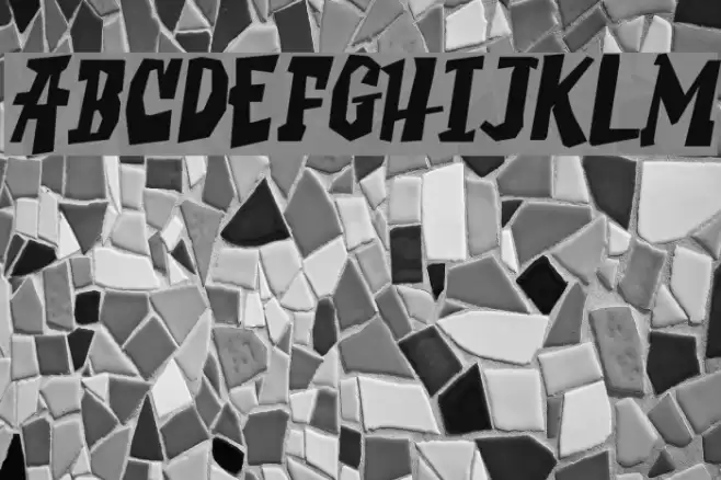 SaucyMillionaire Font examples