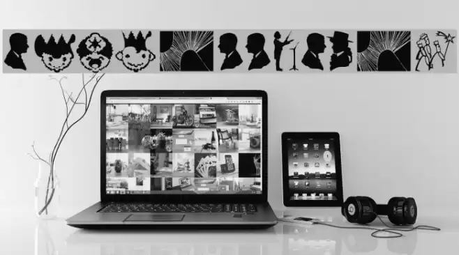 Scissoria Font examples