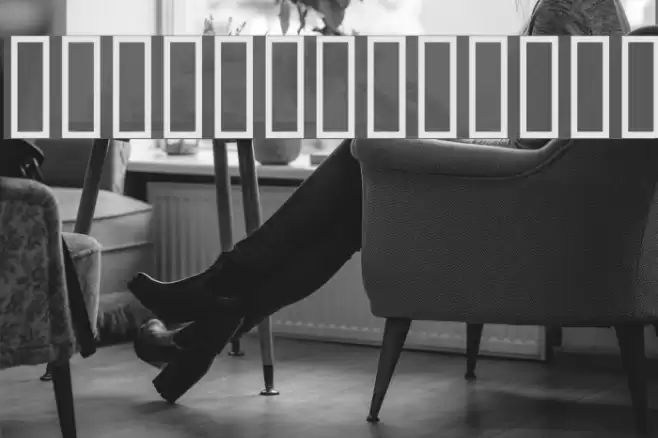 Screeplot Font examples