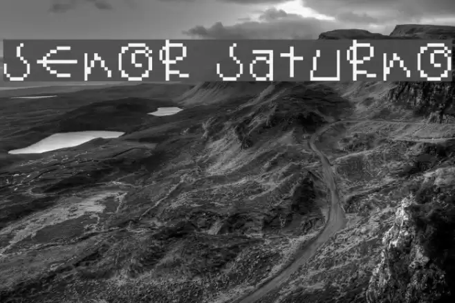 Senor Saturno Font examples