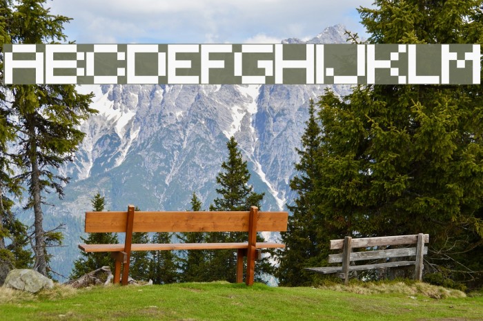 Sevenet 7 Cyr Font examples
