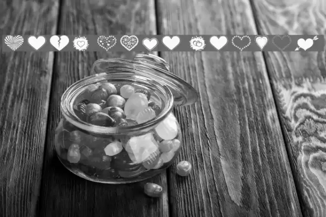 Sexy Love Hearts 2 Font examples