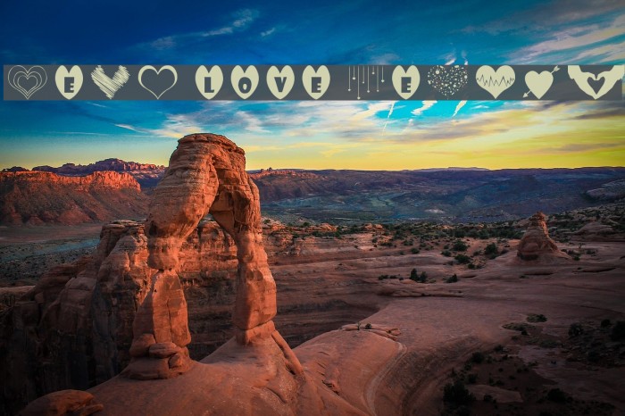 Sexy Love Hearts Font examples