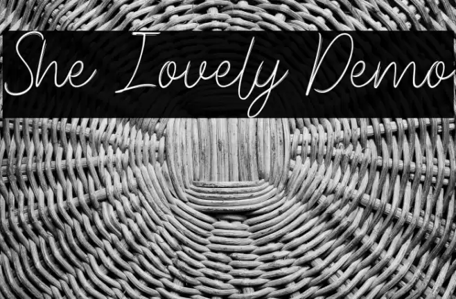She Lovely Demo फ़ॉन्ट examples