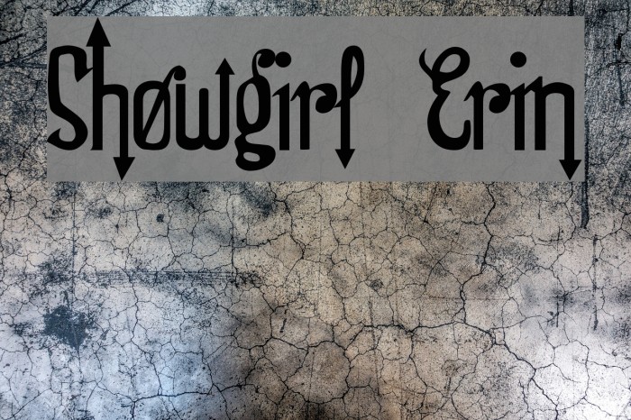 Showgirl Erin Font examples