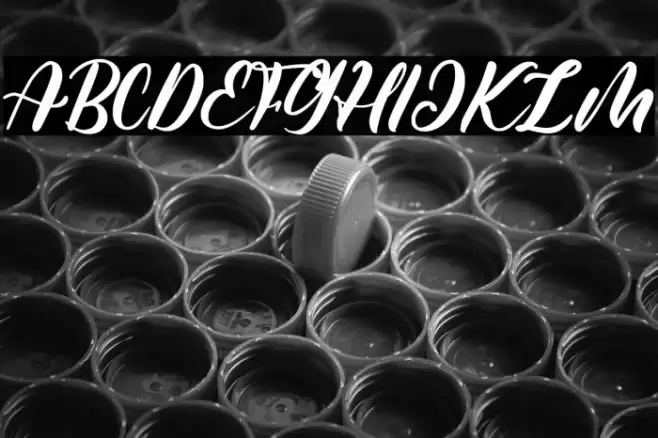 Shutter Times Font examples