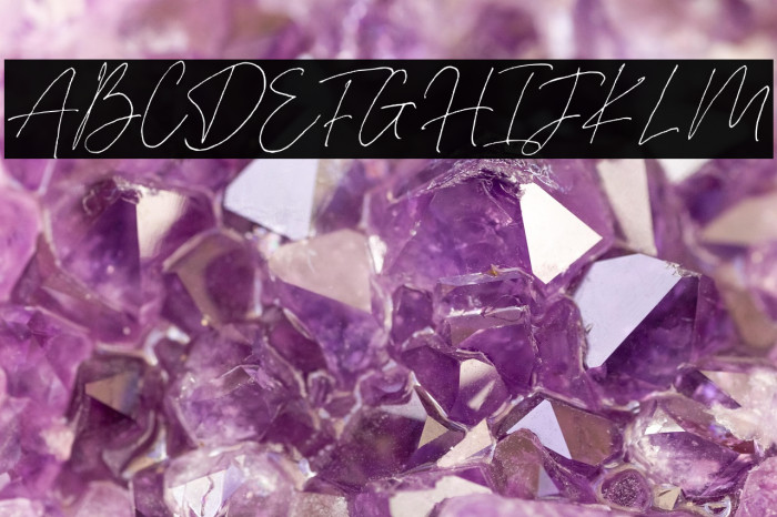 Silver Fields Caratteri examples