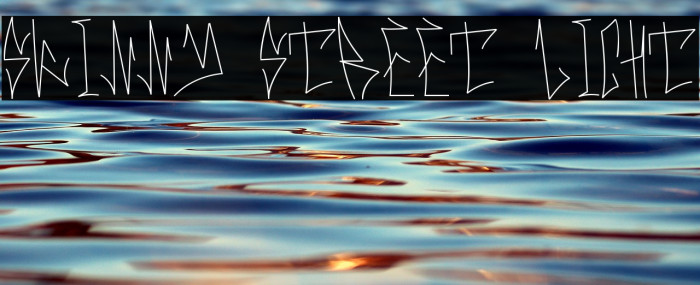 Skinny Street Light Fonte examples