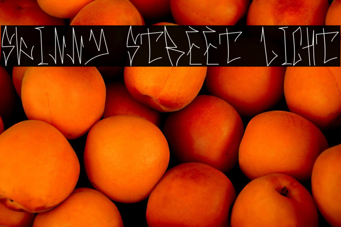 Skinny Street Light Fonte examples