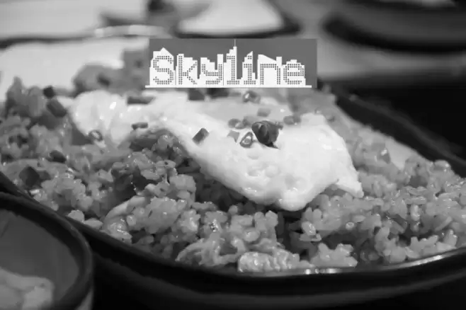 Skyline Font examples