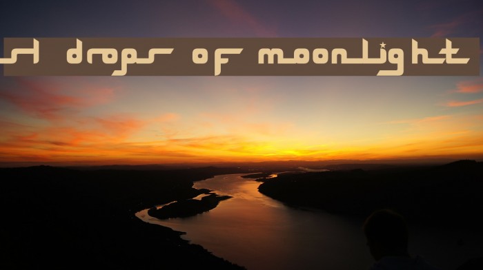 SL Drops Of Moonlight Font examples