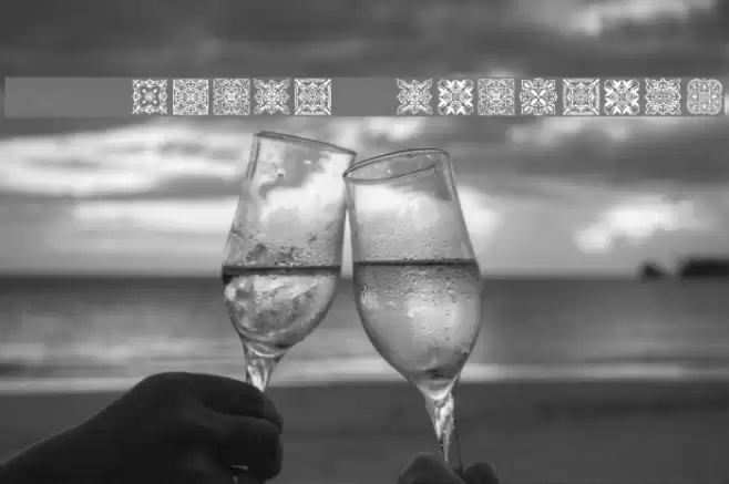 SL Square Ornaments Font examples