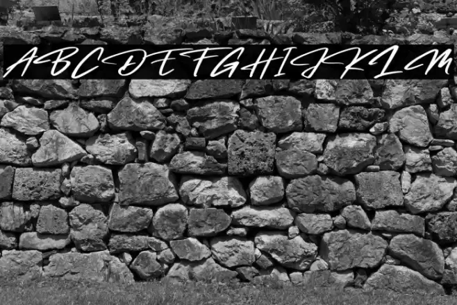 Smooth Fantasy Personal Use Font examples