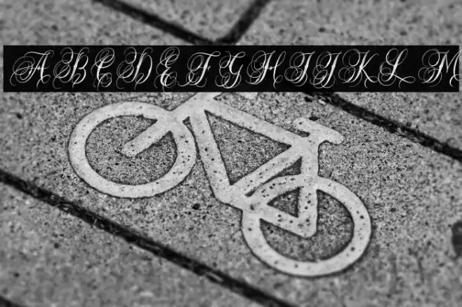 SnakeFangsFREE Font examples