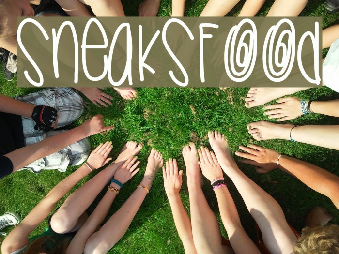 Sneaksfood Font examples