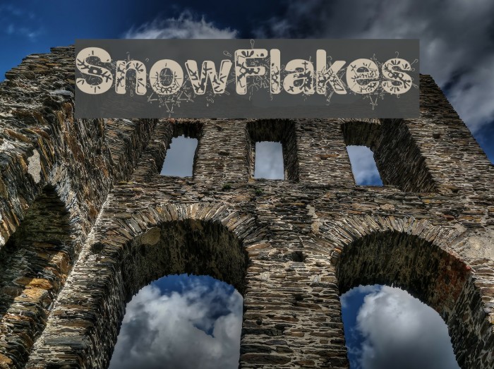 SnowFlakes Font examples