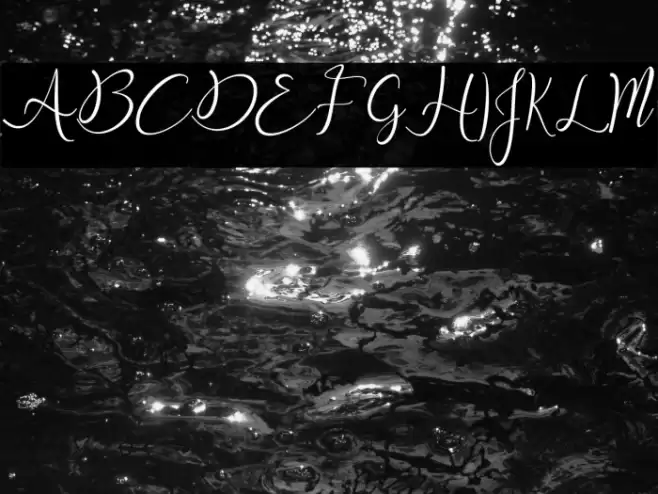 Snowy Holiday Font examples