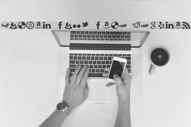 Social Font Face Regular Font examples