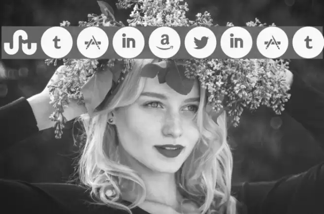 Socialico Font examples