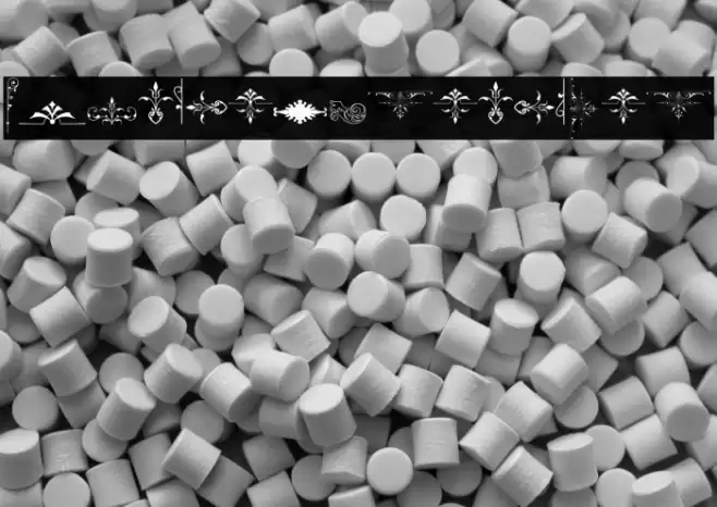 SoftOrnamentsNine Font examples