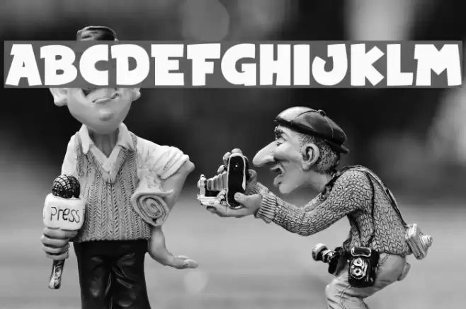 Space Comics Font examples