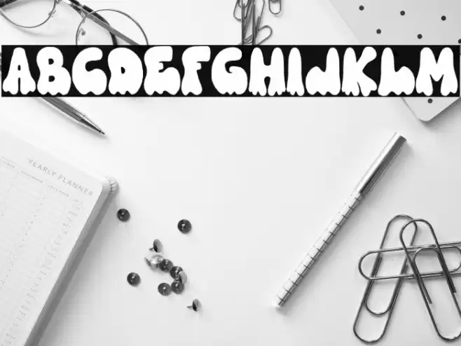 SpookyTreatDEMO-Normal Font examples