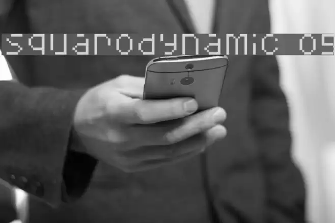 Squarodynamic 05 Font examples