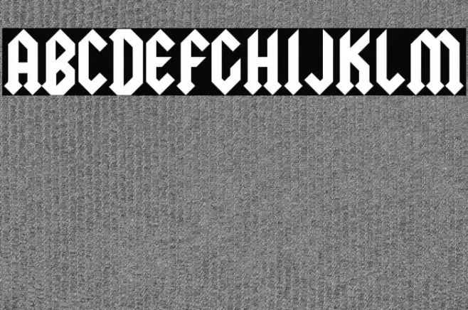 Squealer-Regular Font examples